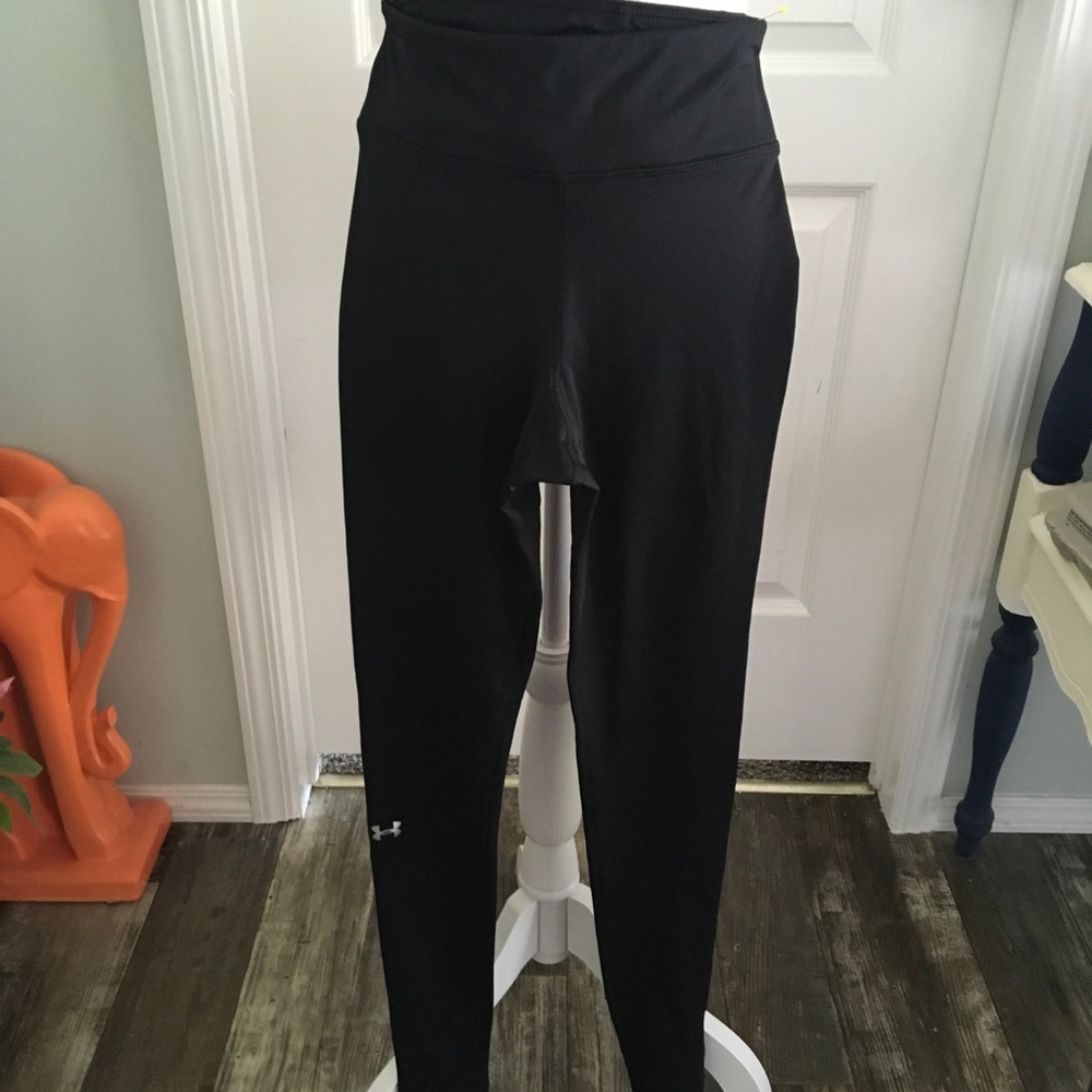 NWOT Under Armour Base Layer leggings